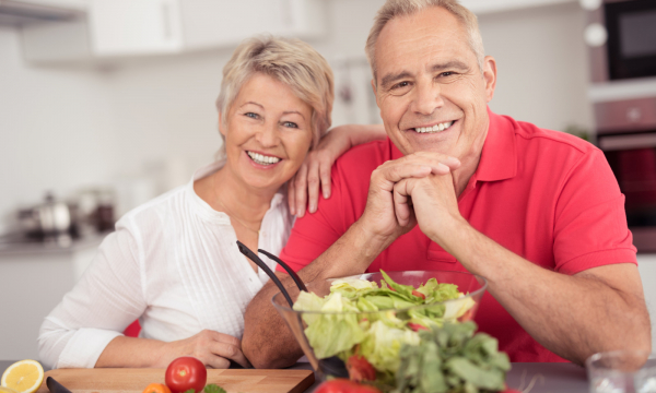 Какие продукты выбрать для ясности ума и сильного сердца после 60? Обратите внимание на этот список